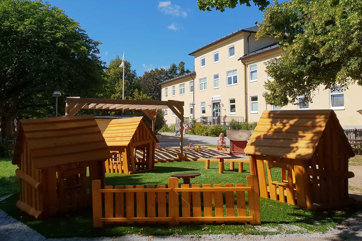 Lekplatsutrustning förskolan Kastanjelunden