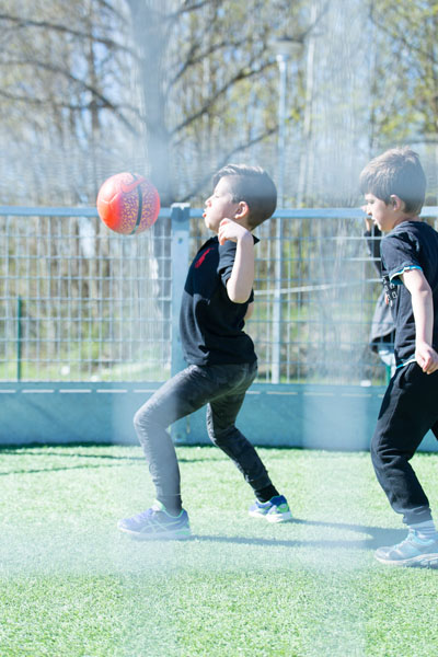 Bollplan lekplatsutrustning för skola och förskola